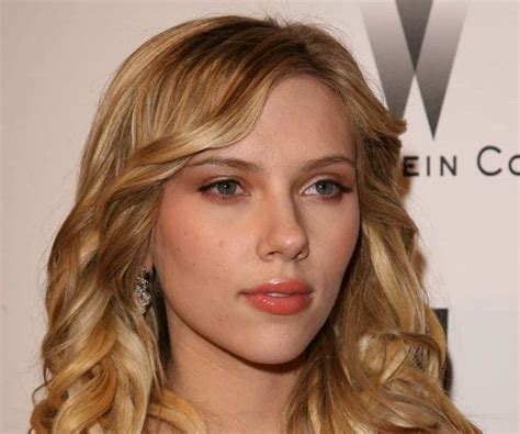 scarlett johansson bra size|Scarlett Johansson’s Height, Weight & Body。